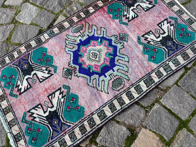 Handwoven Turkish Kilim Rug, Small Vintage Bohemian Decor (1,6 x 3,0 ft) gallery