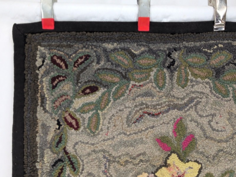 VTG Antique Hooked Rug 42"X27". Wool Floral Flowers Cottage gallery