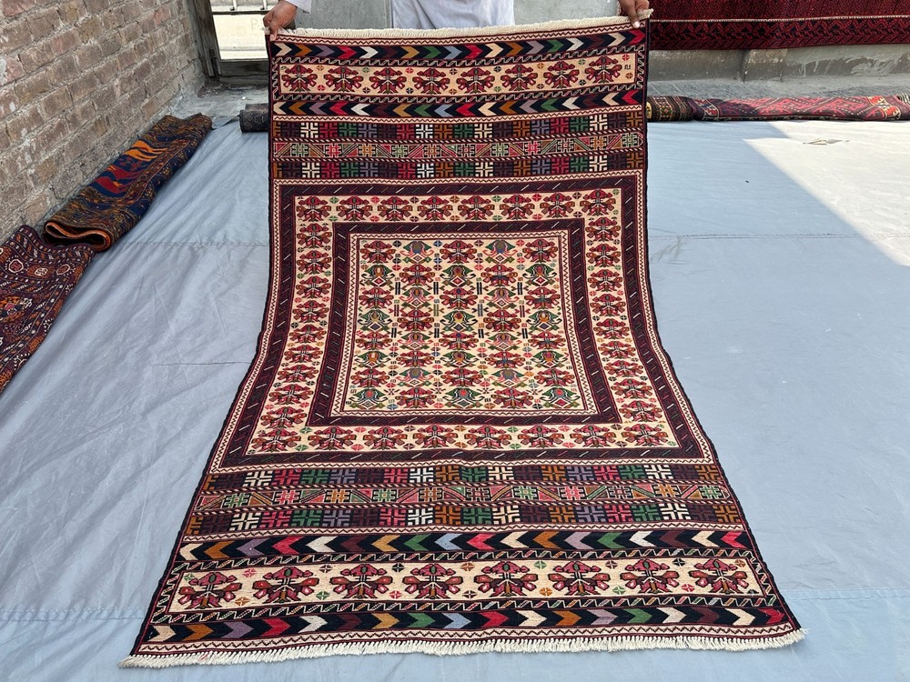 3'9x6'1 ft Vintage Hand Woven Sumak Kilim Rug Wool Tribal Geometric Afghan Rug