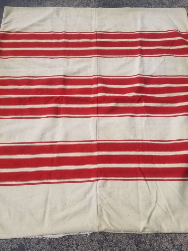 Fine Vintage Traditional Hand Made Oriental Wool Kilim 149x135cm gallery