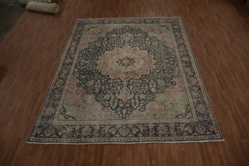 Luxurious Dining Room Area Rug 10x13 with Rich Colors and Floral Motifs Carpet gallery