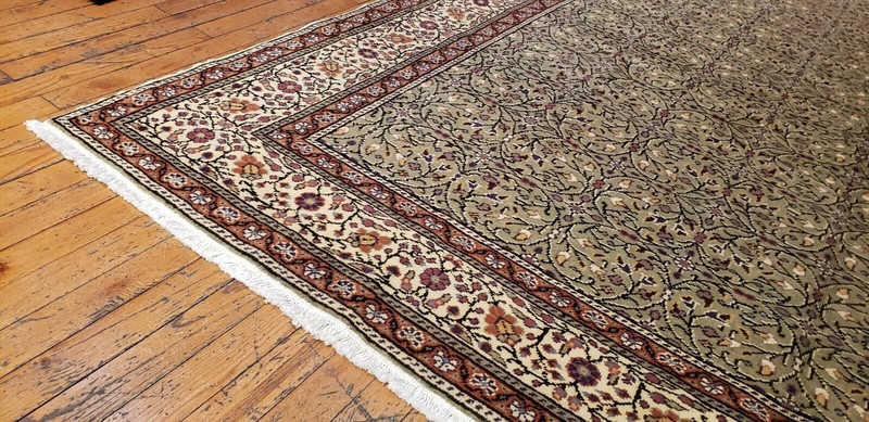 Exquisite Cr1930-1939s Antique Wool Pile Floral Patterned Bunyan Rug 6'4"×9'8" gallery