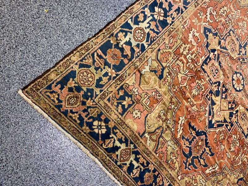 antique heriz antique Serapi antique karajeh antique  gallery