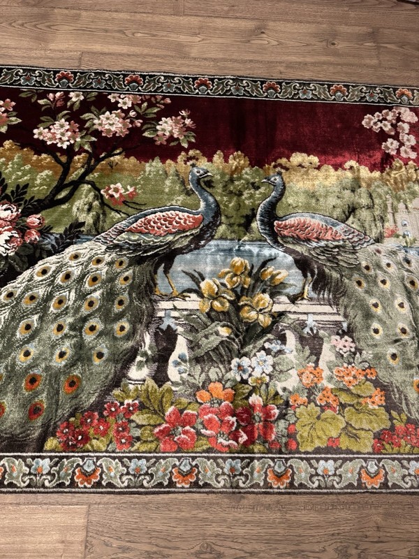Vintage Velvet Pictorial Peacock Rug 48x75in Amazing Condition! gallery