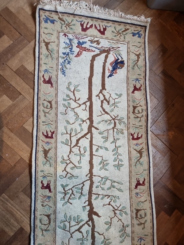 Superb Handmade Tunisian Rug 92 x 157 cm gallery