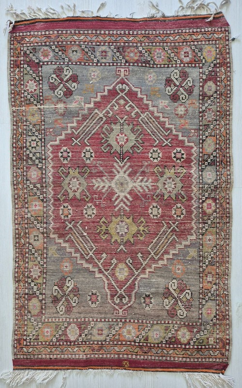 Rare Collector's Piece: Antique Turkish Yuntdağ Rug 30x45 in - All Natural Dyes gallery