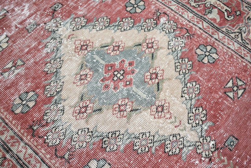 Turkish Rug 42'' x 74'' Vintage Muted Dye Oushak Rug Hand-knotted Wool Rug gallery