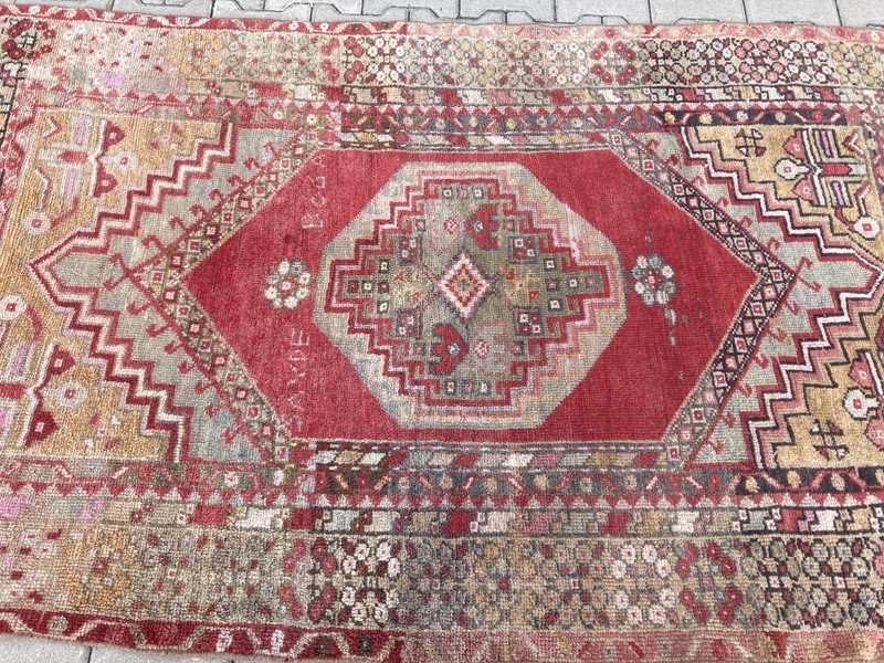 Red Area rug, Turkish rug, Vintage rug, Wool rug, Handmade rug, 3.9 x 6.7 ft gallery