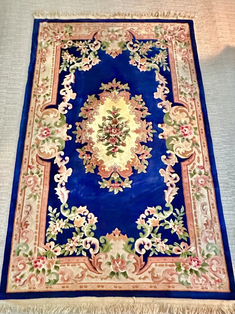 Vintage Oriental Asian Wool Rug, 4ft-11" x 7ft-9", pre-owned, great condition