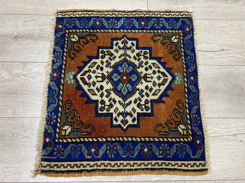Square rug, Vintage mini rug, Turkish mini rug, Small rug, 1.6 x 1.9 ft gallery