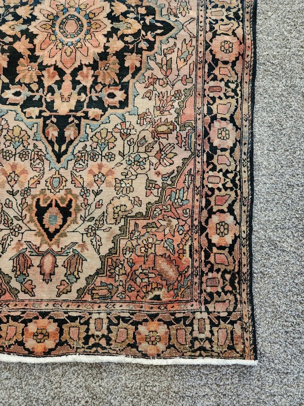 1890s/1900 Farahan Sarouk Rug, 36 x 57", Ivory background with Medallion gallery