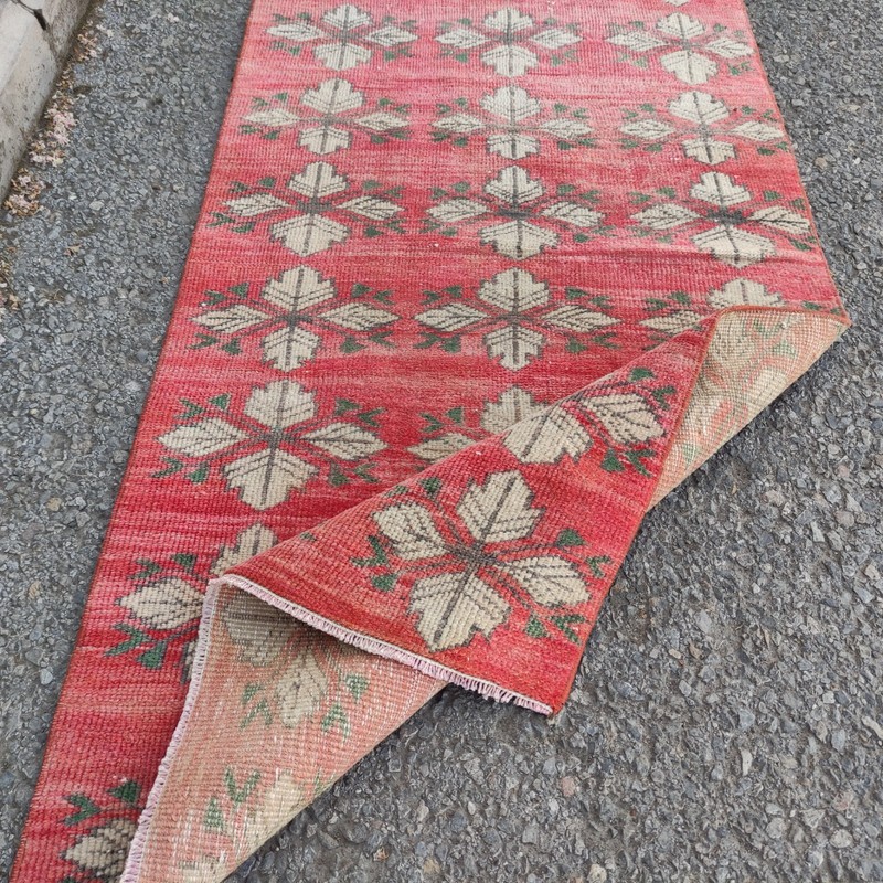 Turkish Rare pattern Old Area Rug 2.76 x 5.45 ft, 3x5 Kitchen Carpet 84 x 166 cm gallery