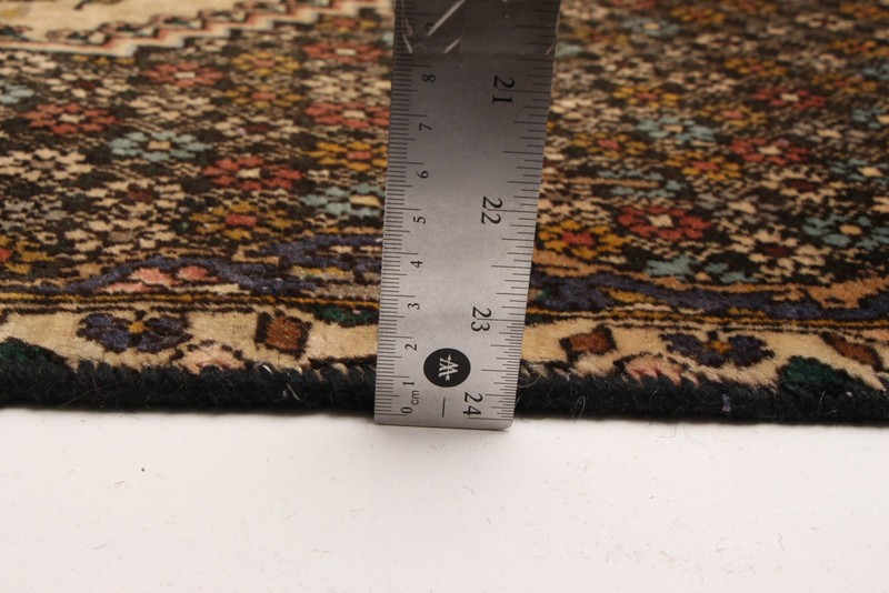 Vintage 3'11" x 5'11" Traditional Hand Knotted Vegetable Dye Wool Area Rug gallery