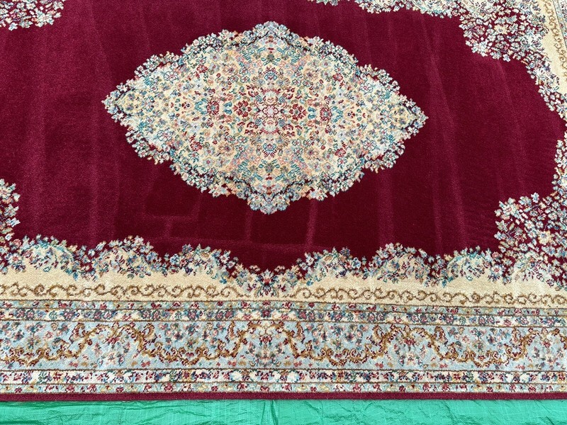 Karastan style 756 Red Kirman Medallion 5’ 9” x 9’ Red Area Rug Excellent Cond. gallery
