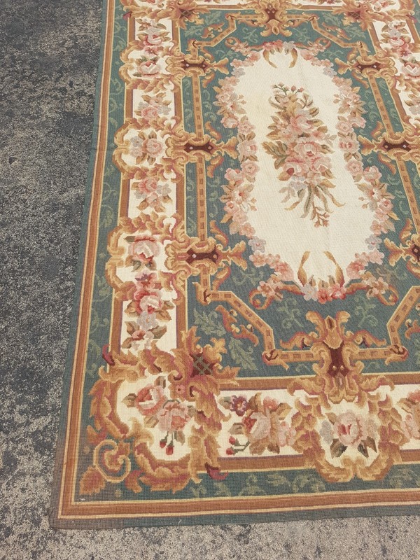 Vintage Handmade French Floral Medallion Needlepoint Wool Rug 176x112 cm gallery