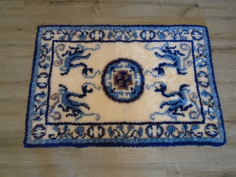 Vintage Hand Made Hooked Oriental Theme Dragons Rug Hanging 44"X30" gallery