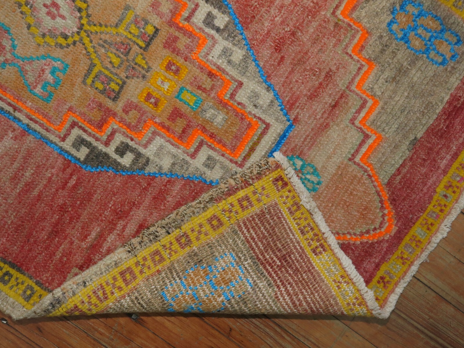 Vintage Turkish Oushak Rug Size 2'7''x4'6'' gallery