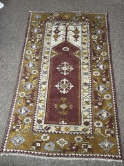 Handmade Vintage Turkish Anatolian Prayer Rug 112 x 195 cm high -density Weave