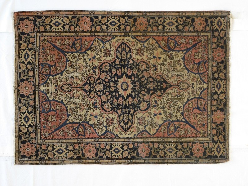 Antique Sarouk Ferahan , 3'4" x 4'9" gallery