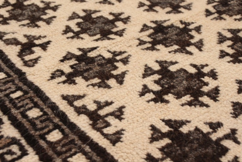 Vintage Hand-Knotted Area Rug 5'0" x 7'7" Traditional Wool Carpet gallery