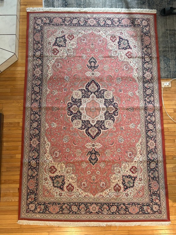 Fine Hand‑Knotted Silk Oriental Rug – Signed – Vintage Masterpiece – 6'8 x 10'3 gallery