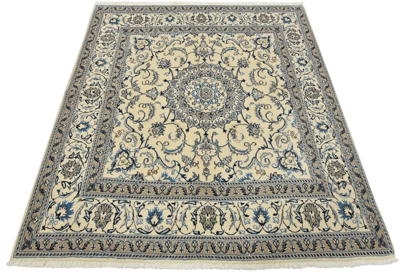 Nain Rug 6’4” x 6’10” Ivory Wool Vintage Traditional Hand-Knotted Carpet gallery