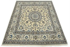 Nain Rug 6’4” x 6’10” Ivory Wool Vintage Traditional Hand-Knotted Carpet