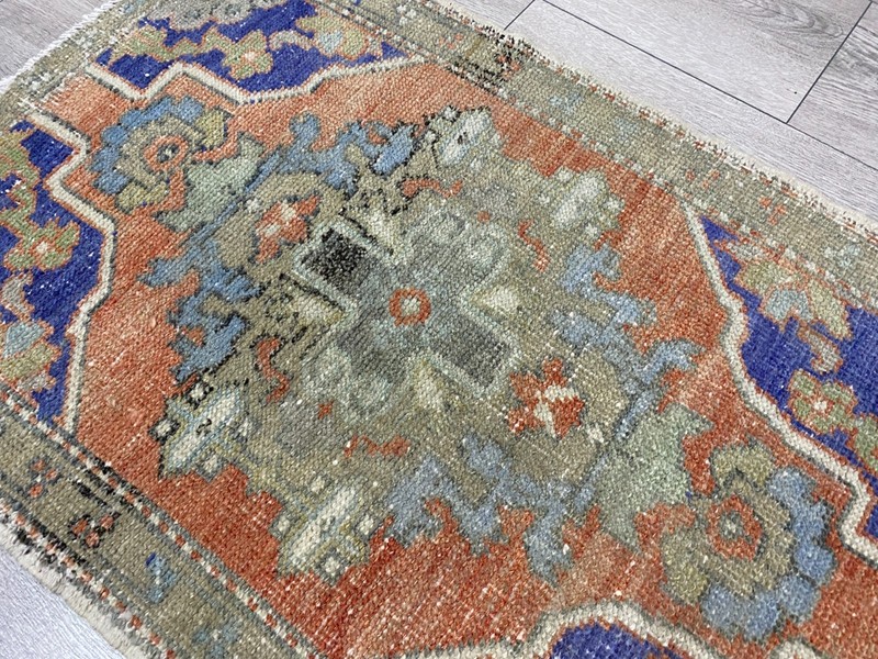 Turkish small rug, Vintage rug, Oushak rug, Doormat rug, Bath rug, 1.8 x 2.8 ft gallery