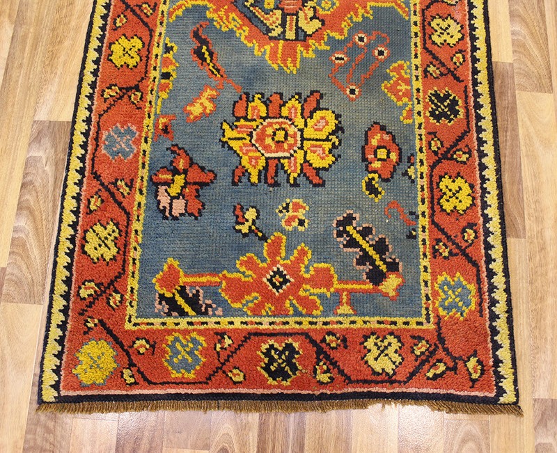 ANTIQUE HANDMADE TURKISH USHAK RUG OF LARGE SCALE FLORAL DESIGN gallery