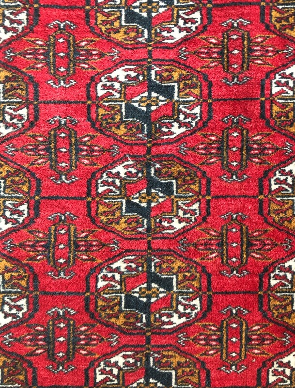Vintage Woolen Rug 6.5ft by 4ft handmade in good condition gallery