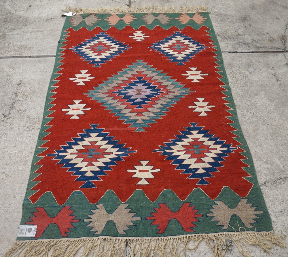Handwoven Turkish Kilim Rug 4'x6'