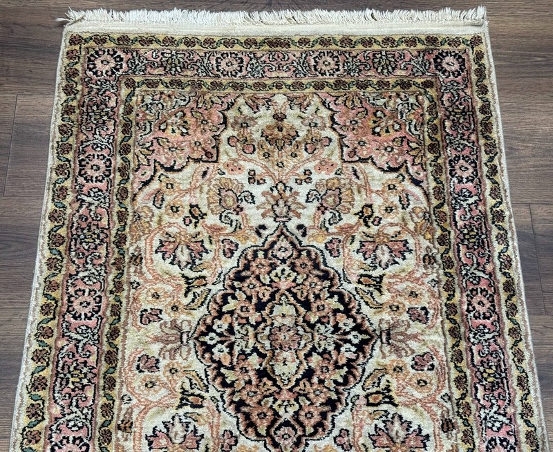 Silk Indian Kashmiri Runner Rug 2.7 x 9.8, Floral Medallions gallery