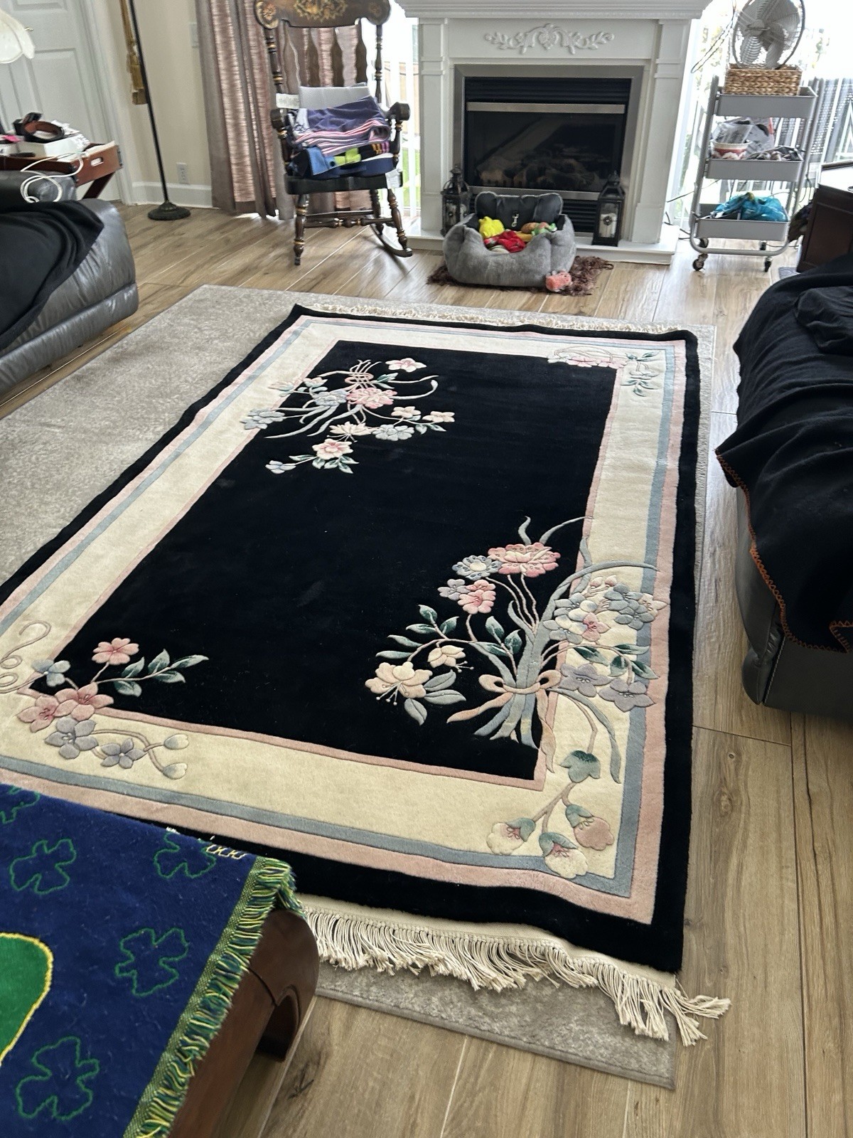 Exceptional Condition Hand Knotted Oriental Rug gallery