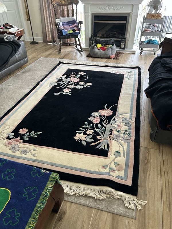 Exceptional Condition Hand Knotted Oriental Rug gallery