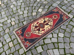 Turkish rug, Vintage small rug, Handmade wool rug, Entryway rug 1,6 x 4,0 ft
