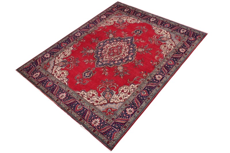Vintage 9'10" x 12'7" Hand-Knotted Wool Area Rug - Traditional Medallion Style gallery