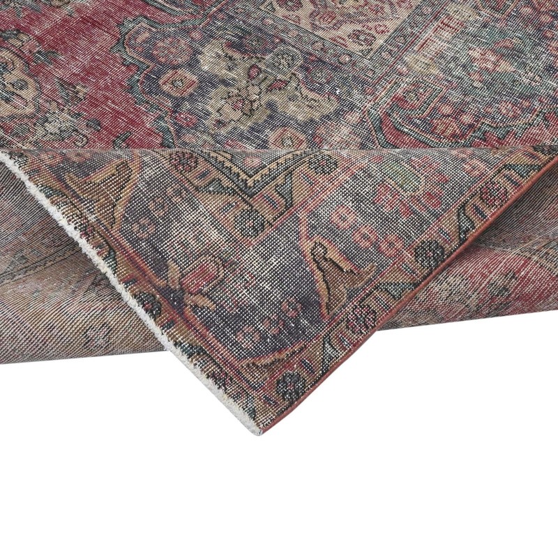 6'7" x 9'3" Solenne East Vintage Hand-Knotted Wool Area Rug gallery