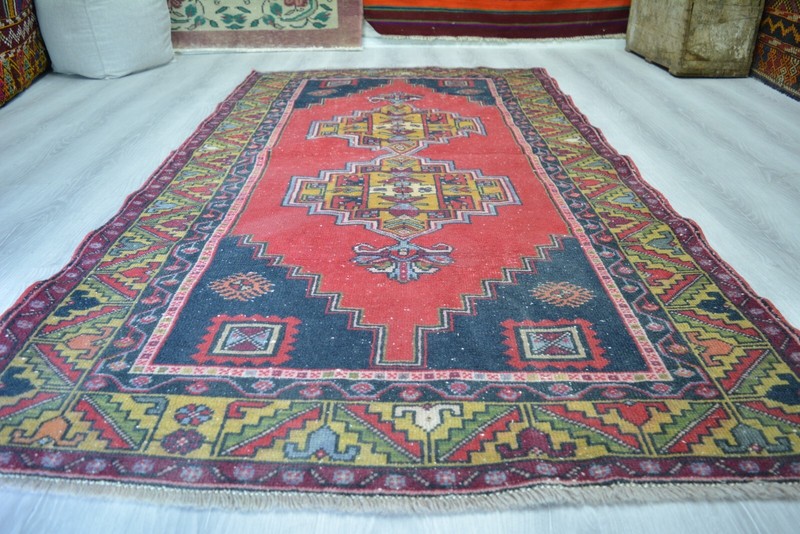 Multicolor Turkish Vintage Carpet, 3.9x7ft, Red Antique Medallion Bordered Rug gallery