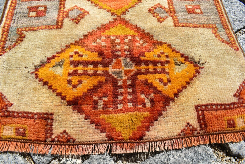 Vintage Rug 1'3'' x 2'0'' ft Anatolian Oushak Rug Hand Knotted Small Area Rug gallery