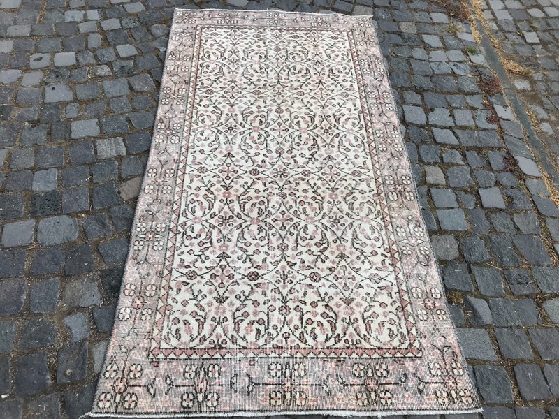 Home Decor Rug, Turkish Vintage Rug, Boho Decor Rug, Oushak Rug, 3,4 x 6,5 ft gallery