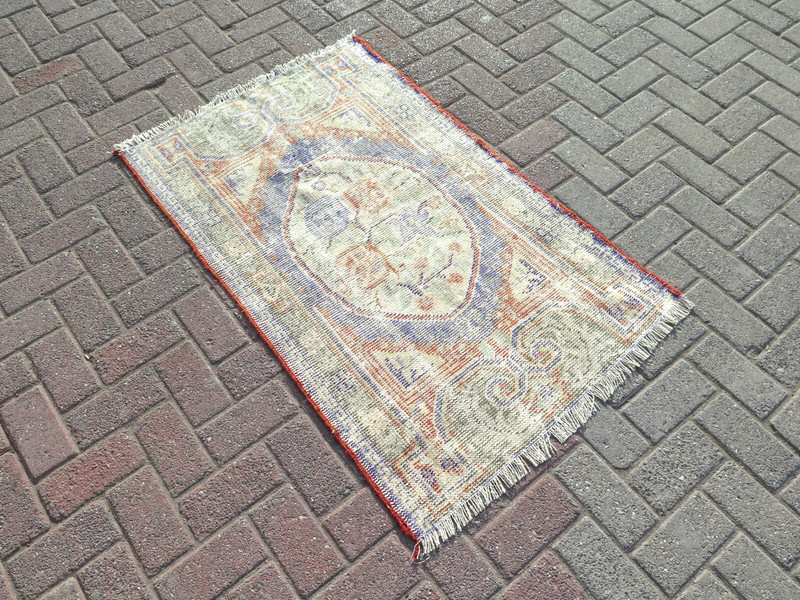 Vintage Turkish Carpet, Bedroom Rug, Distressed Rug Handmade Wool Carpet 31"x50" gallery