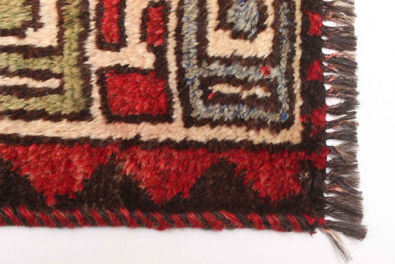 Vintage 4'11" x 8'10" Traditional Hand Knotted Vegetable Dye Wool Area Rug gallery