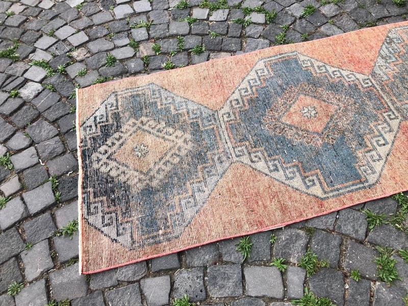 Carpet, Turkish rug, Vintage rug, Handmade rug, Runner, Wool | 2,8 x 8,7 ft gallery