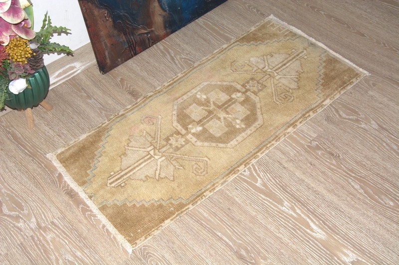 Beige Modern Decor Turkish Vintage Small Rug, 1'5x3'2 ft, Modern Geometrical gallery