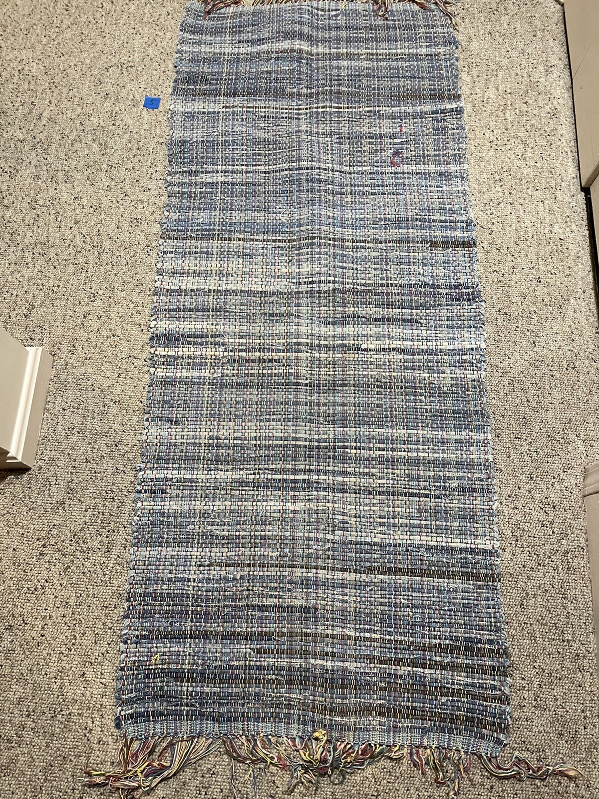 VTG HAND LOOMED DENIM RAG FLOOR RUG BLUE FARMHOUSE 1970s #6 26 X 63 1/2" USA gallery