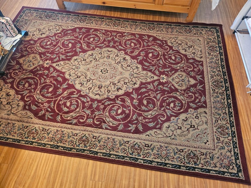 Multicolor carpet 93in x 63in gallery