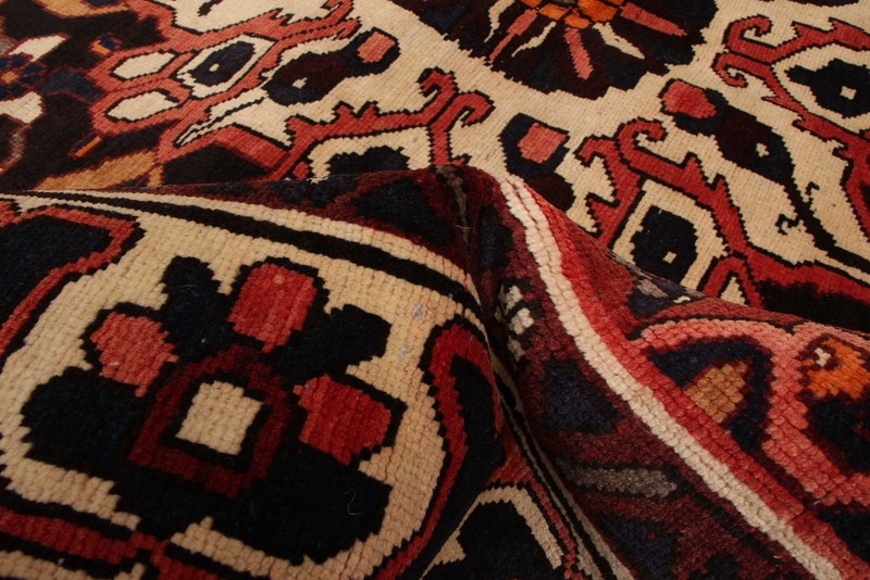 Vintage 6'8" x 9'11" Traditional Hand Knotted Vegetable Dye Wool Area Rug gallery