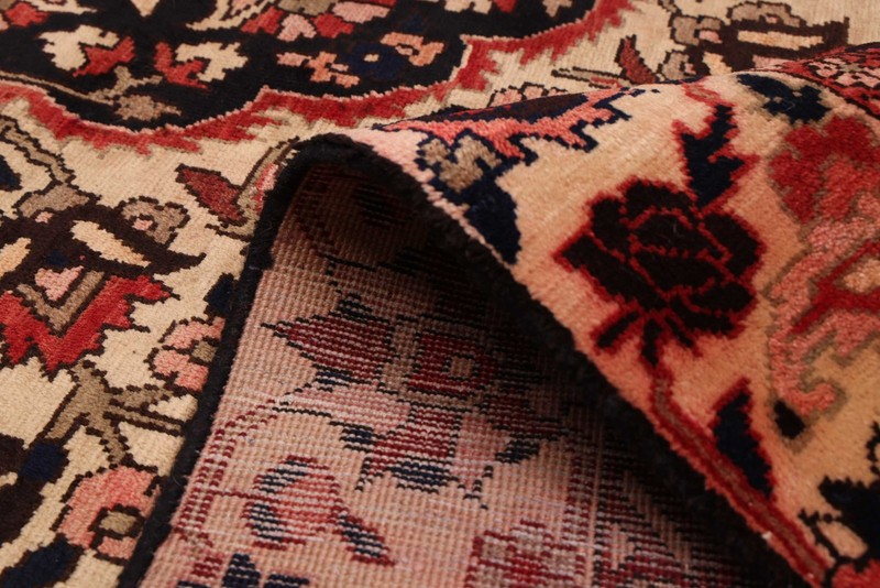 Vintage 7'2" x 10'4" Traditional Hand Knotted Vegetable Dye Wool Area Rug gallery