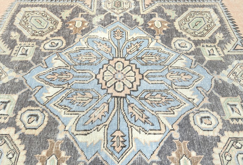 Antique Vintage Distressed Oriental Rug Classic Floral Design Carpet 8'6X12'4 ft gallery