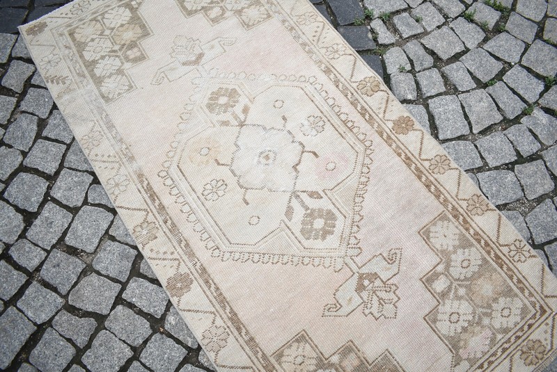 Turkish Rug 32'' x 64'' Vintage Anatolian Muted Dye Oushak Rug Hand Knotted Rug gallery